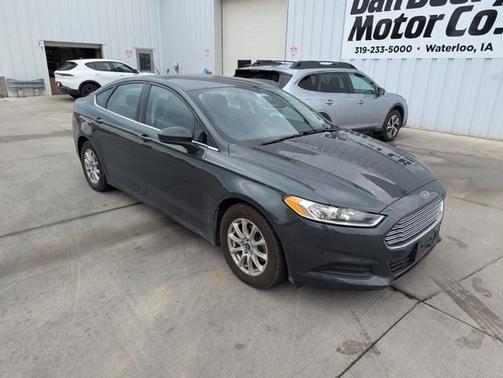 2016 Ford Fusion S