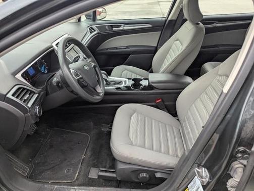 2016 Ford Fusion S