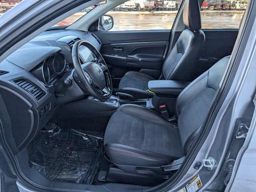 2024 Mitsubishi Outlander Sport 2.0 ES