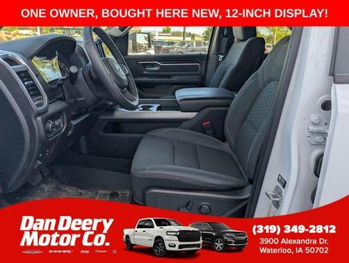 Bright White Clearcoat 2025 RAM 1500 Big Horn/Lone Star