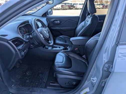 2022 Jeep Cherokee Trailhawk