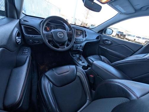 2022 Jeep Cherokee Trailhawk