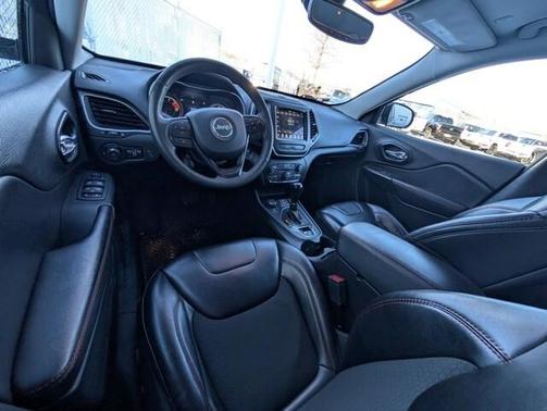 2022 Jeep Cherokee Trailhawk