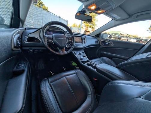 2015 Chrysler 200 C