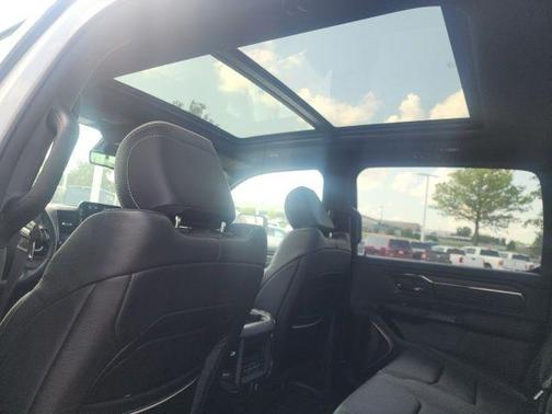 Bright White Clearcoat 2026 RAM 1500 Limited