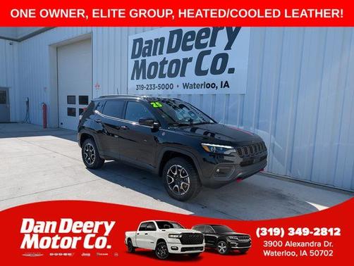 Diamond Black 2025 Jeep Compass Trailhawk