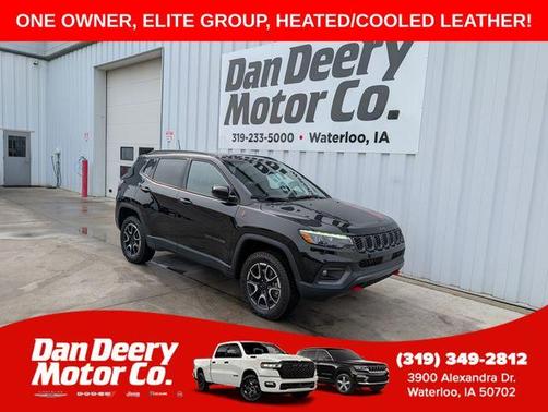 Diamond Black 2025 Jeep Compass Trailhawk