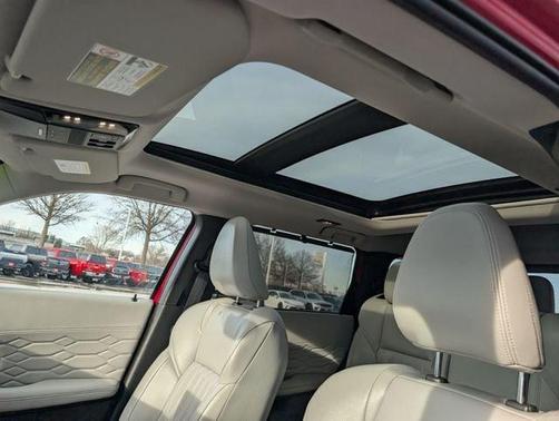 2025 Mitsubishi Outlander SEL