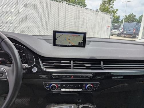 2017 Audi Q7 3.0T Premium Plus