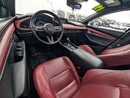 2019 Mazda Mazda3 FWD w/Premium Package