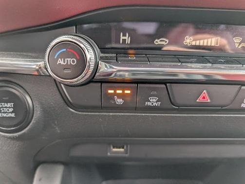 2019 Mazda Mazda3 FWD w/Premium Package