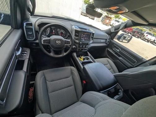 2024 RAM 1500 Big Horn/Lone Star