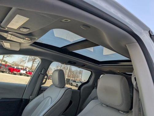 2019 Chrysler Pacifica Limited