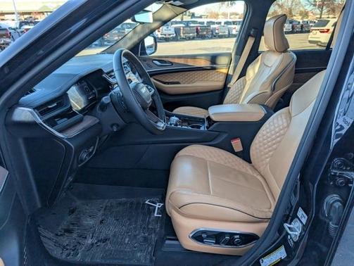 2024 Jeep Grand Cherokee Summit