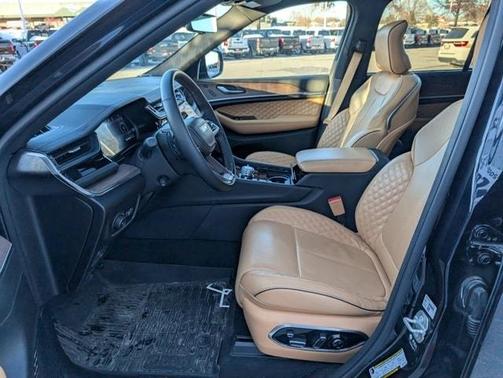 2024 Jeep Grand Cherokee Summit