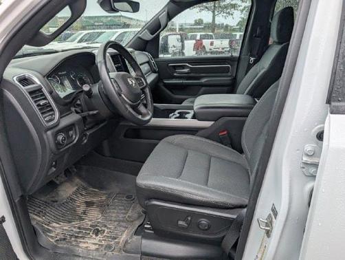 Bright White Clearcoat 2024 RAM 1500 Big Horn/Lone Star