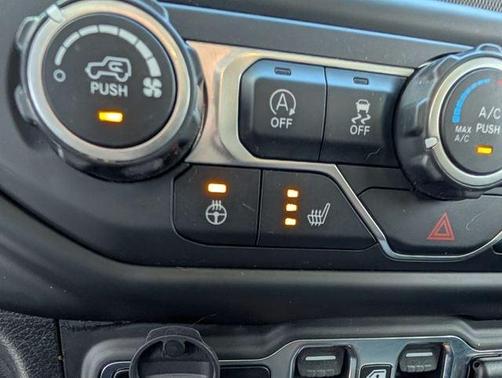 Bikini Pearlcoat 2020 Jeep Wrangler Unlimited Sport