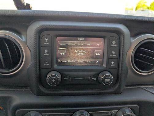 Bikini Pearlcoat 2020 Jeep Wrangler Unlimited Sport