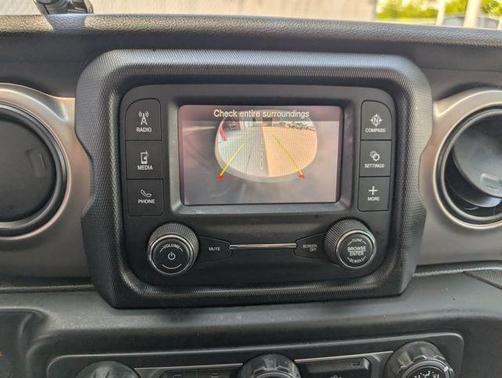 Bikini Pearlcoat 2020 Jeep Wrangler Unlimited Sport