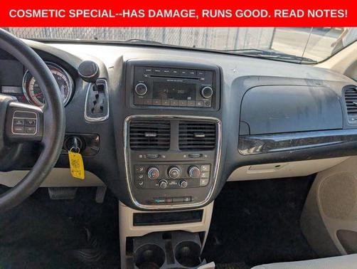 True Blue Pearlcoat 2013 Dodge Grand Caravan SE