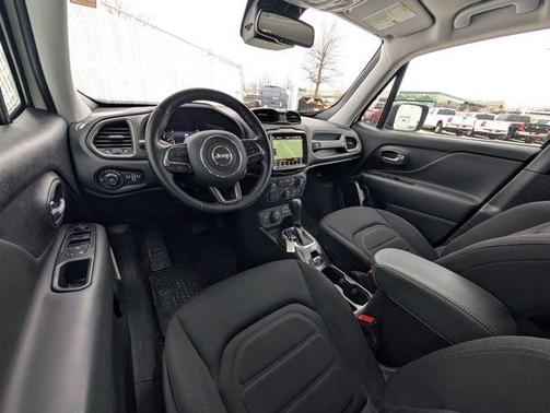 2022 Jeep Renegade Latitude