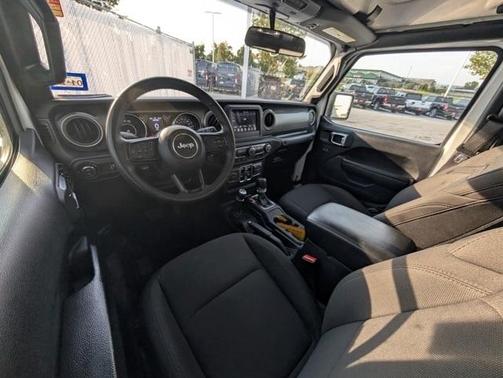 2023 Jeep Gladiator Sport