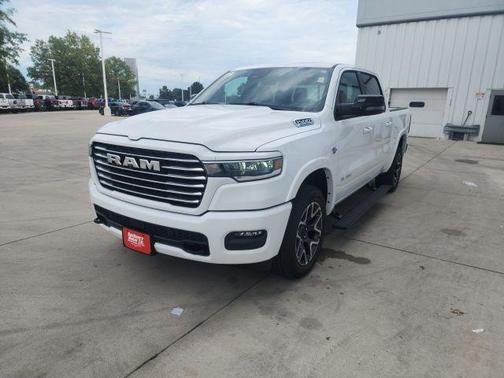 Bright White Clearcoat 2027 RAM 1500 Laramie
