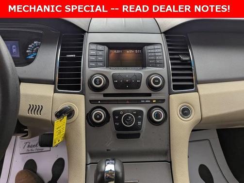 2013 Ford Taurus SE