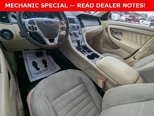 2013 Ford Taurus SE