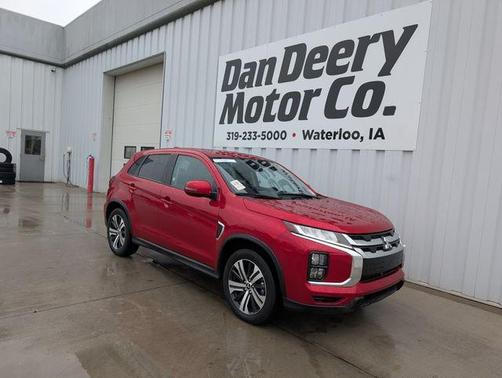 Red 2025 Mitsubishi Outlander Sport 2.0 ES