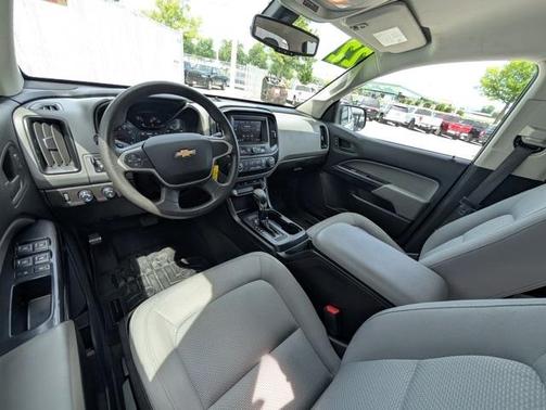 2022 Chevrolet Colorado WT