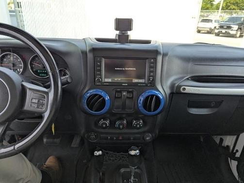 2013 Jeep Wrangler Sahara