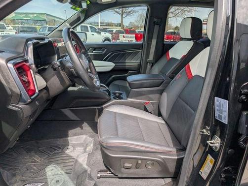 2024 GMC Canyon AT4X