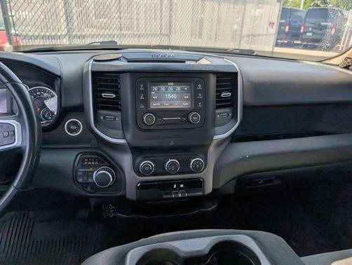 Billet Silver Metallic Clearcoat 2019 RAM 1500 Big Horn
