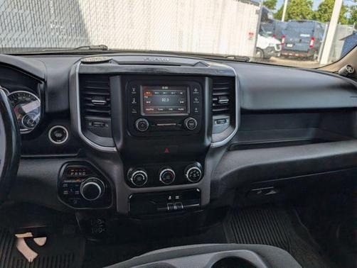 Billet Silver Metallic Clearcoat 2019 RAM 1500 Big Horn