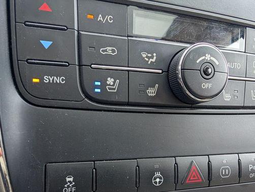 2011 Jeep Grand Cherokee Overland