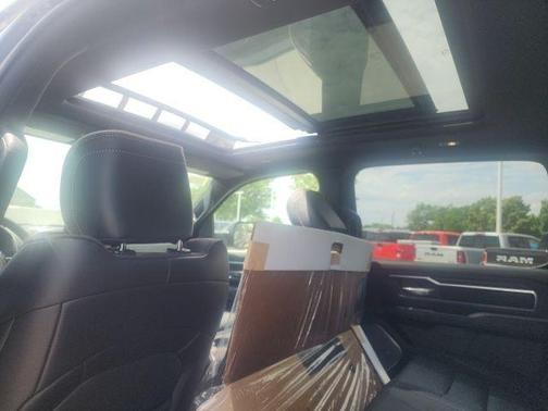 Diamond Black 2026 RAM 1500 Laramie