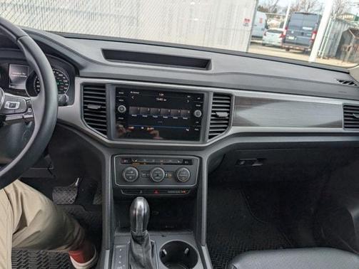 2019 Volkswagen Atlas 3.6L SE w/Technology