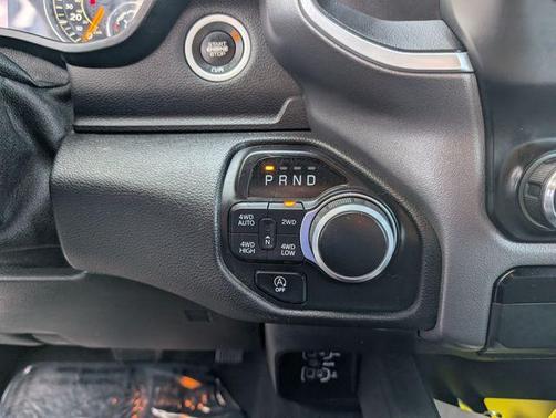 Bright White Clearcoat 2021 RAM 1500 Big Horn