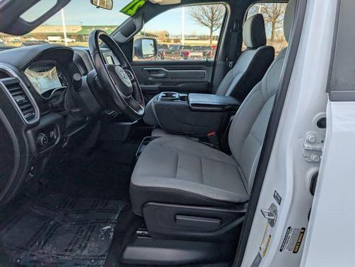 Bright White Clearcoat 2021 RAM 1500 Big Horn