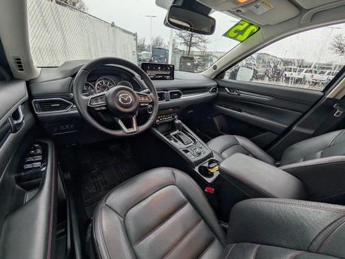 2025 Mazda CX-5 Carbon Edition