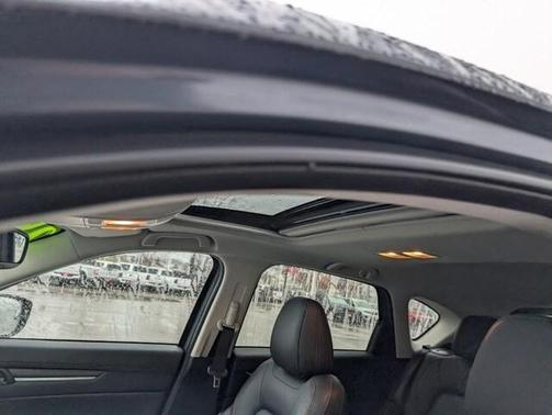 2025 Mazda CX-5 Carbon Edition