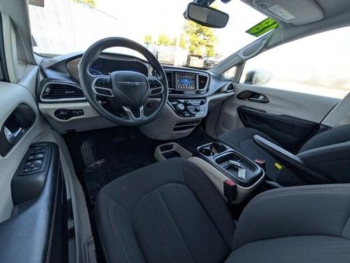 2018 Chrysler Pacifica Touring Plus