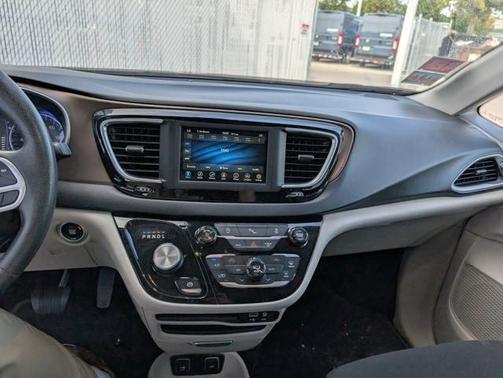 2018 Chrysler Pacifica Touring Plus
