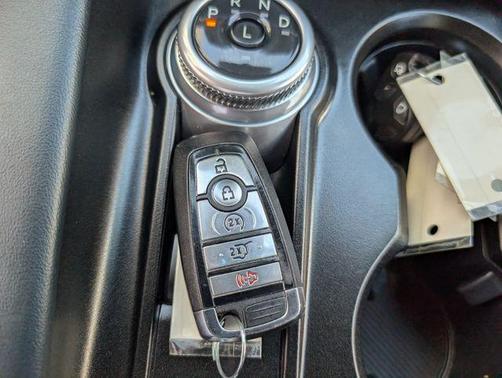 Black Metallic 2025 Ford Explorer ST-Line