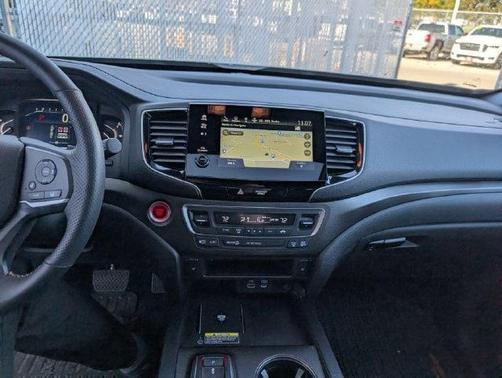 Platinum White Pearl 2025 Honda Passport TrailSport