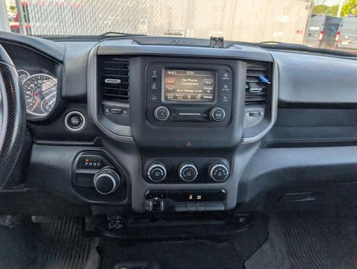 Bright White Clearcoat 2022 RAM 2500 Tradesman