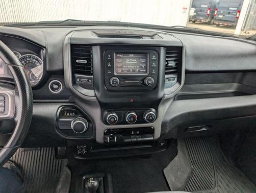 Bright White Clearcoat 2022 RAM 2500 Tradesman