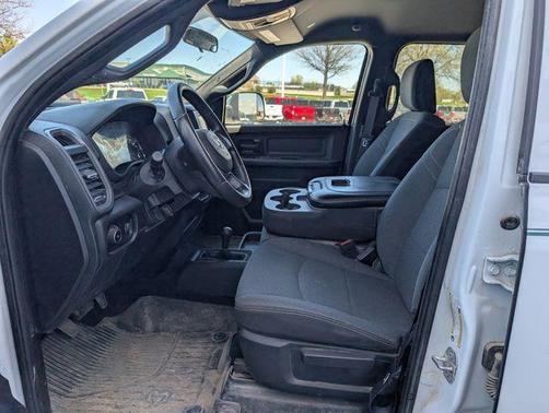 Bright White Clearcoat 2022 RAM 2500 Tradesman