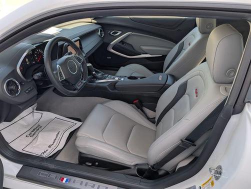 Summit White 2023 Chevrolet Camaro 2SS